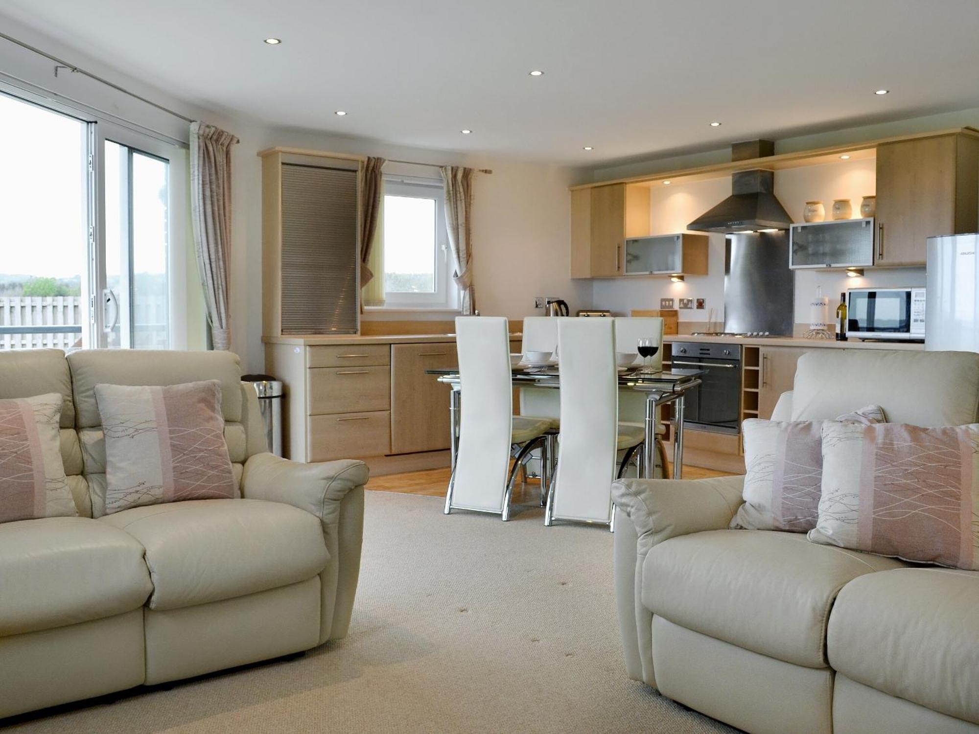 Villa Waters Edge à Llanelli Extérieur photo